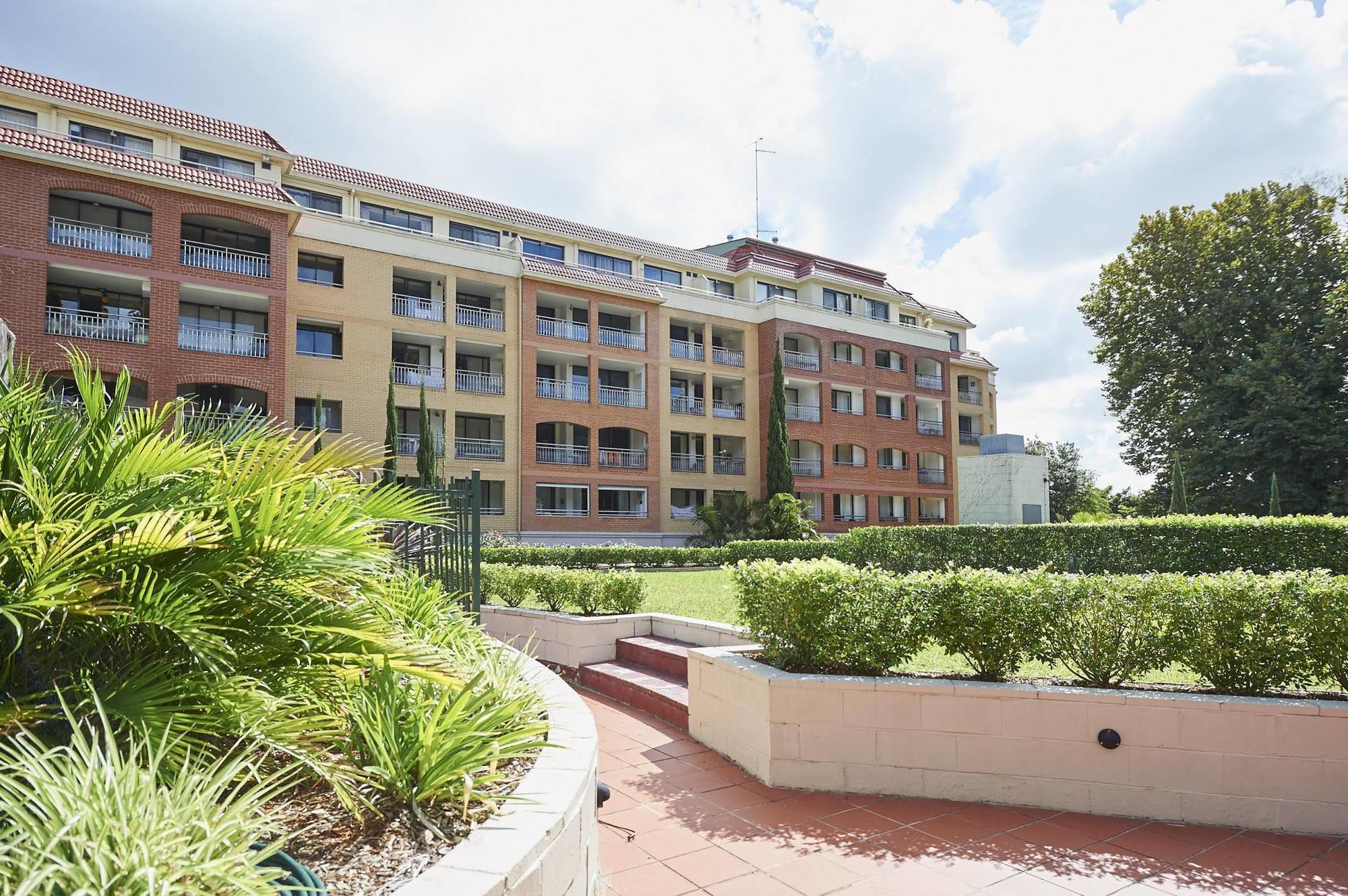 Waldorf Randwick Serviced Apartments Exterior photo
