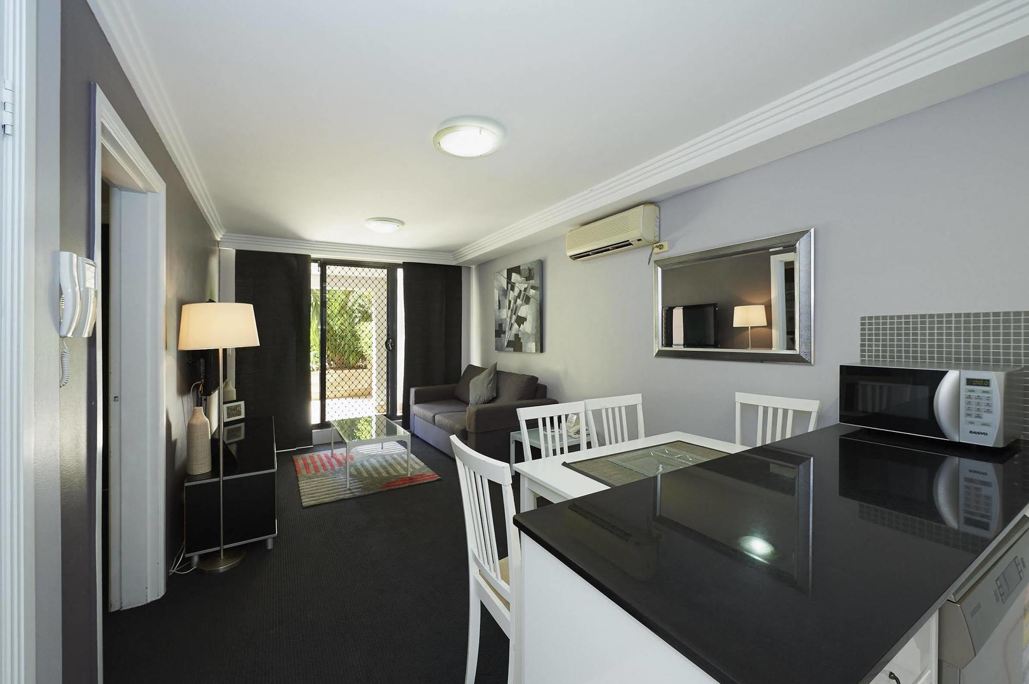 Waldorf Randwick Serviced Apartments Exterior photo